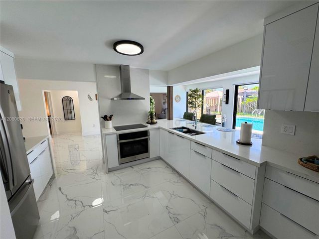 8550 NW 26th Street, Sunrise, FL 33322