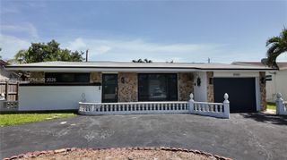 8550 NW 26th Street, Sunrise, FL 33322