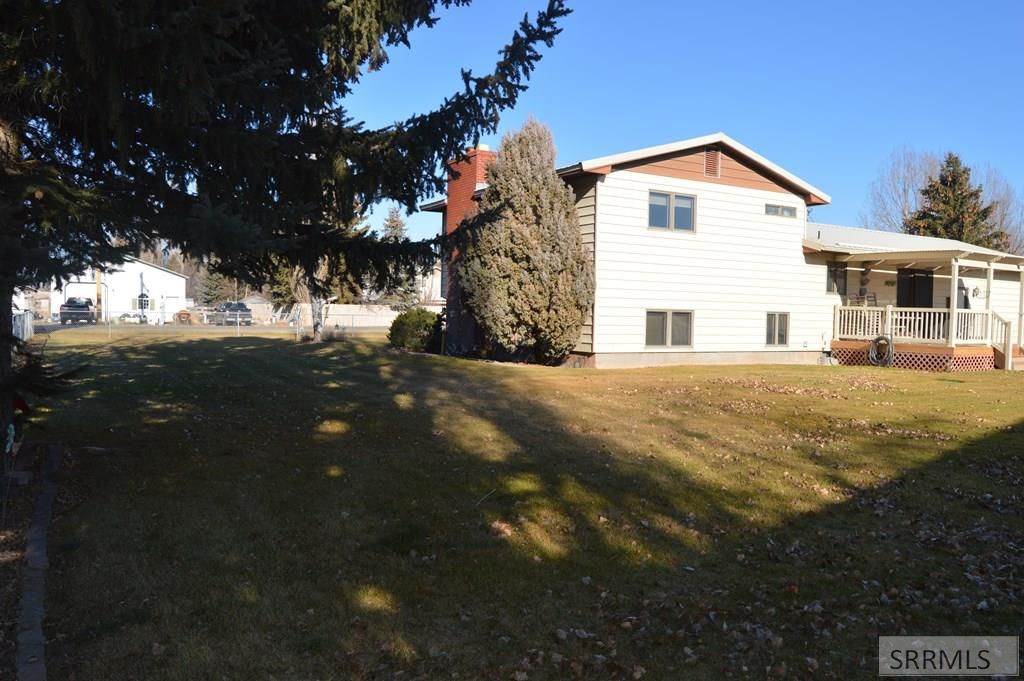 Image 27 of property listing at 1110 E 65th N, Idaho Falls, ID 83401