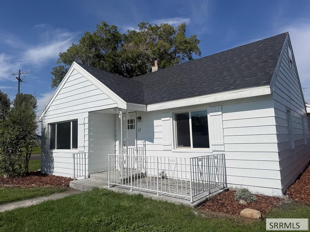 23 N Front Street, Sugar City, ID 83448