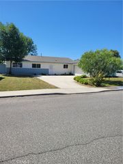 1528 Bodie, Simi Valley, CA 93065