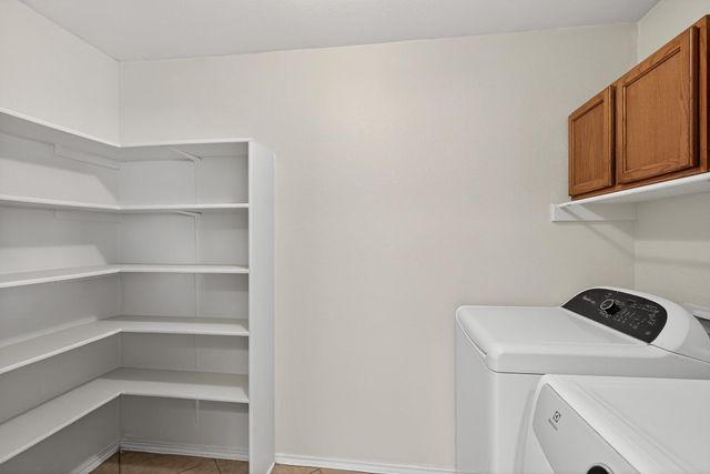 1205 Apollo CIR, Round Rock, TX 78664