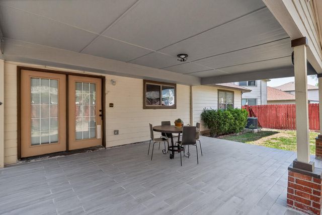 1205 Apollo CIR, Round Rock, TX 78664