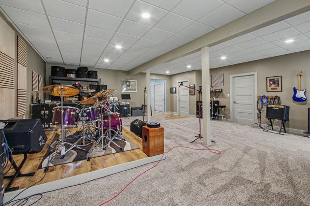 45 Mattico Lane, Crown Point, IN 46307