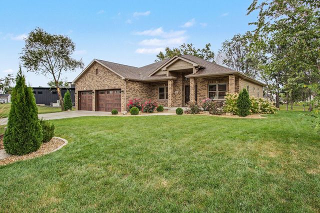 45 Mattico Lane, Crown Point, IN 46307