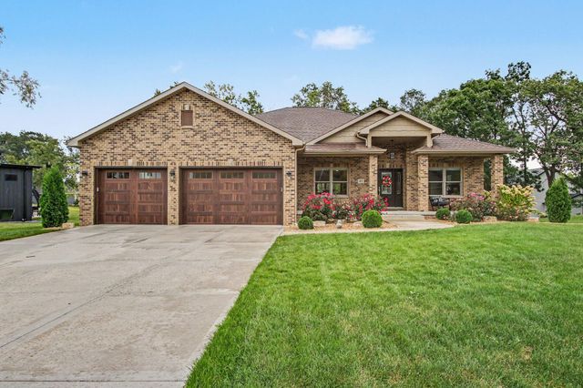 45 Mattico Lane, Crown Point, IN 46307