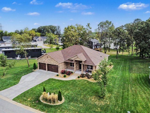 45 Mattico Lane, Crown Point, IN 46307