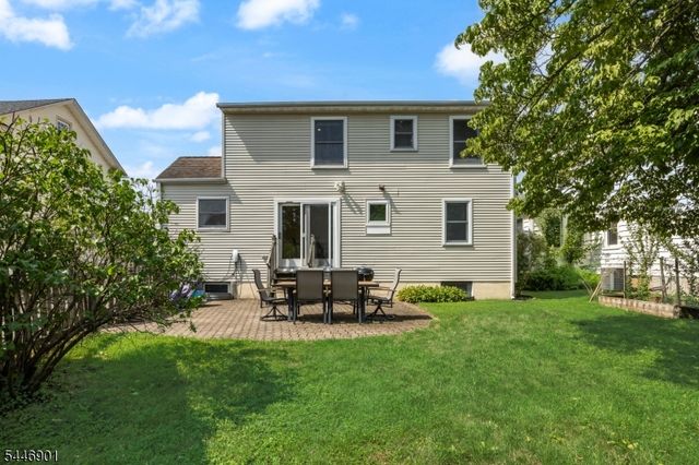 419 Ridgeview Ave, Scotch Plains Twp., NJ 07076