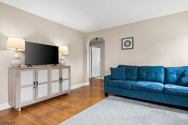 419 Ridgeview Ave, Scotch Plains Twp., NJ 07076