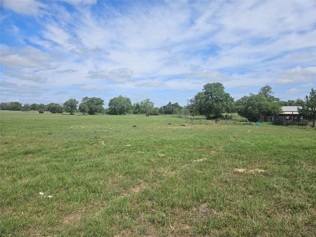 8912 C R 322, Milano, TX 76556