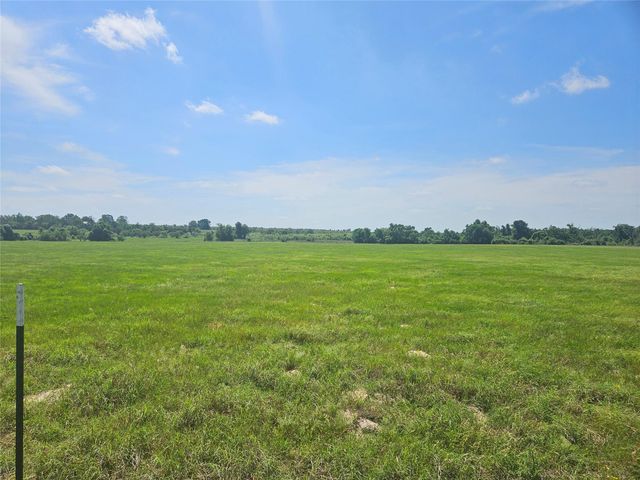 8912 C R 322, Milano, TX 76556