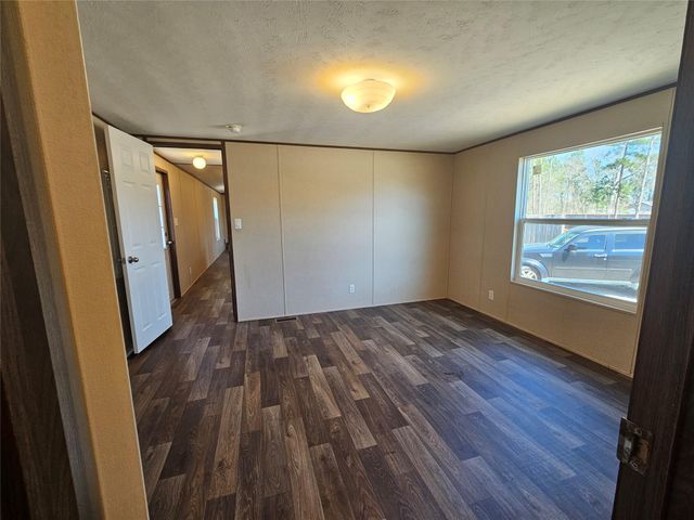 16299 Crockett Martin Estates Drive, Conroe, TX 77306