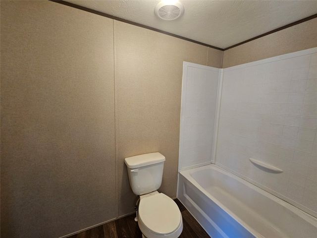 16299 Crockett Martin Estates Drive, Conroe, TX 77306