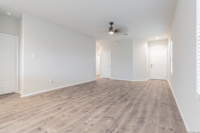 5919 Olson Bluffs, San Antonio, TX 78252