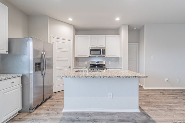 5919 Olson Bluffs, San Antonio, TX 78252