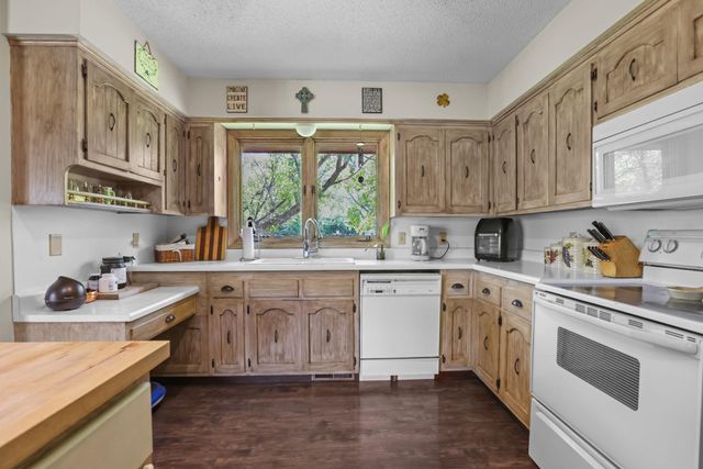 6216 Hackamore Circle, Corcoran, MN 55340