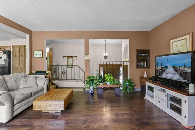 6216 Hackamore Circle, Corcoran, MN 55340
