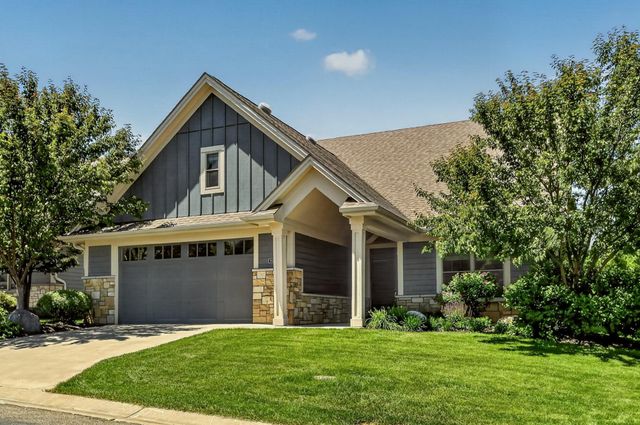933 Fox Valley Place SW, Rochester, MN 55902