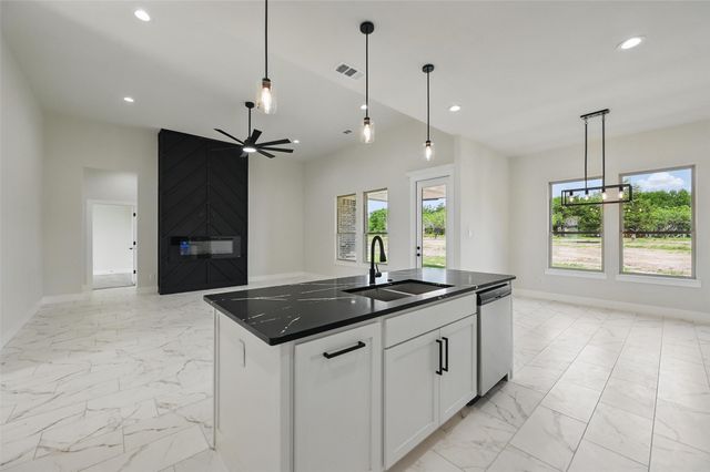 1146 Grison Circle, Corsicana, TX 75109