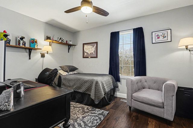 5886 Blendon Place Drive, 4D, Columbus, OH 43230