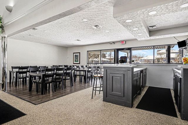 5886 Blendon Place Drive, 4D, Columbus, OH 43230