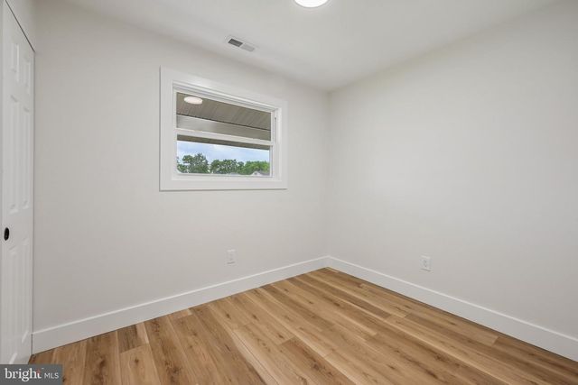 64 BRUCE DR, Deptford, NJ 08096