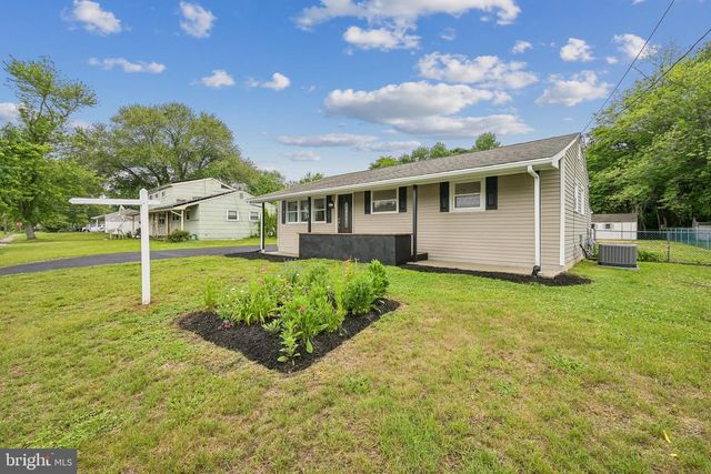 64 BRUCE DR, Deptford, NJ 08096