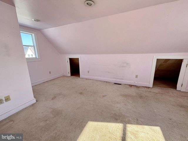 18 CHERRY ST, Pedricktown, NJ 08067