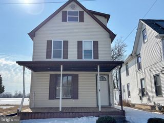 18 CHERRY ST, Pedricktown, NJ 08067