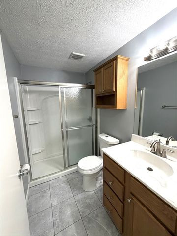 242 Quail Run Rd, Peters Twp, PA 15367