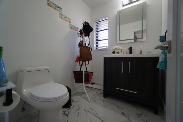 1765 W 41st Street Unit 2d, Hialeah, FL 33012