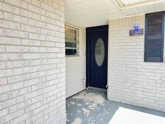 4639 NW Santa Fe Ave, Lawton, OK 73505