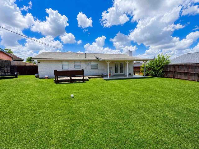 4639 NW Santa Fe Ave, Lawton, OK 73505