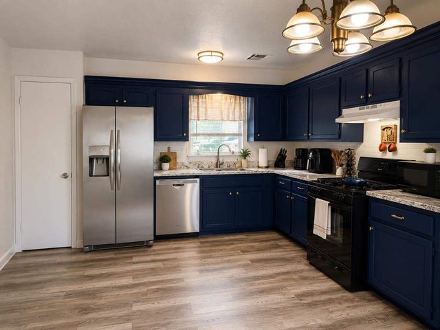 4639 NW Santa Fe Ave, Lawton, OK 73505