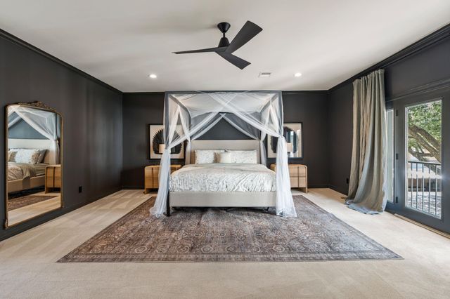3960 W Alabama Street, Houston, TX 77027