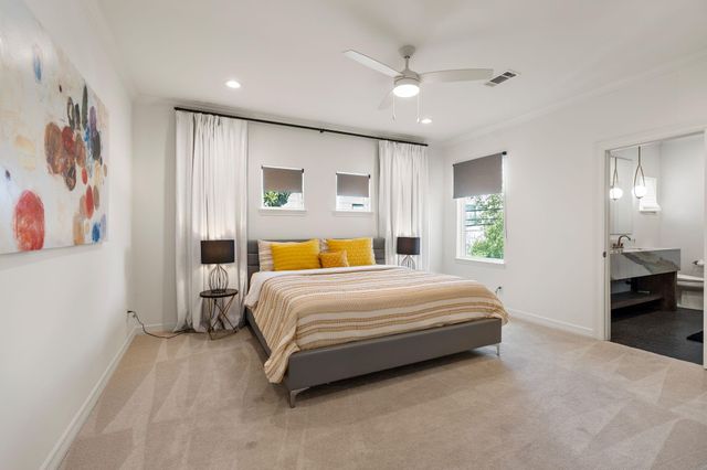 3960 W Alabama Street, Houston, TX 77027