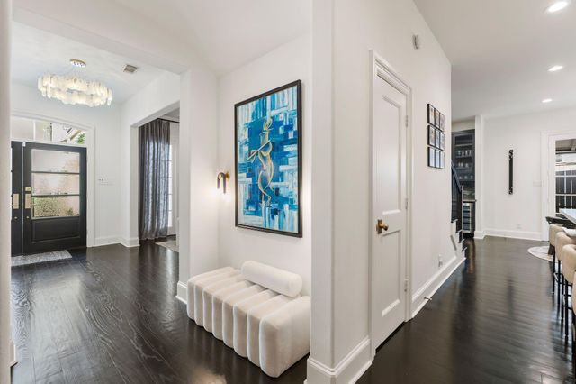 3960 W Alabama Street, Houston, TX 77027