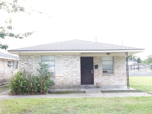7516 Lockwood Drive, Houston, TX 77016