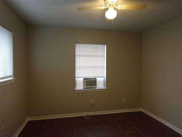 7516 Lockwood Drive, Houston, TX 77016