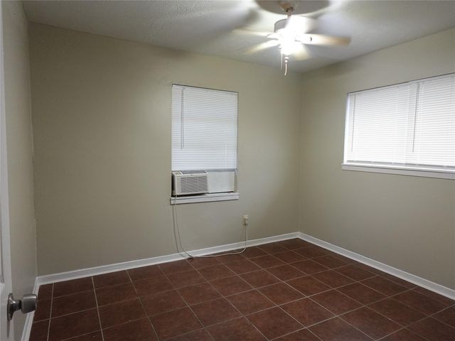 7516 Lockwood Drive, Houston, TX 77016