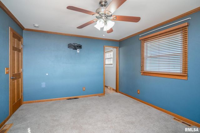 4240 4TH Avenue, East Moline, IL 61244