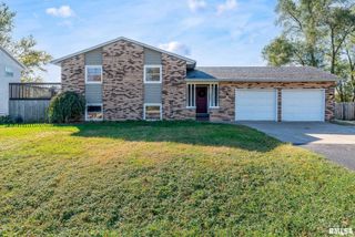 4240 4TH Avenue, East Moline, IL 61244