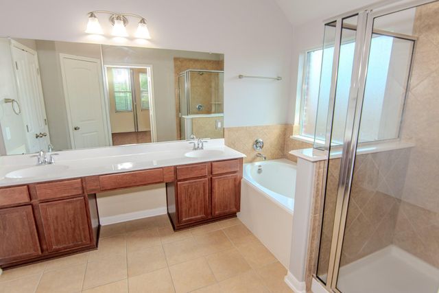 507 Harbor Mist Drive, Crosby, TX 77532