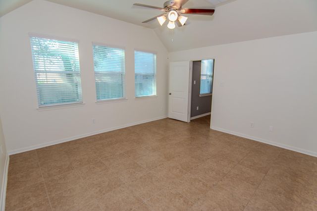 507 Harbor Mist Drive, Crosby, TX 77532
