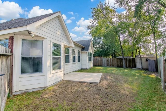 507 Harbor Mist Drive, Crosby, TX 77532