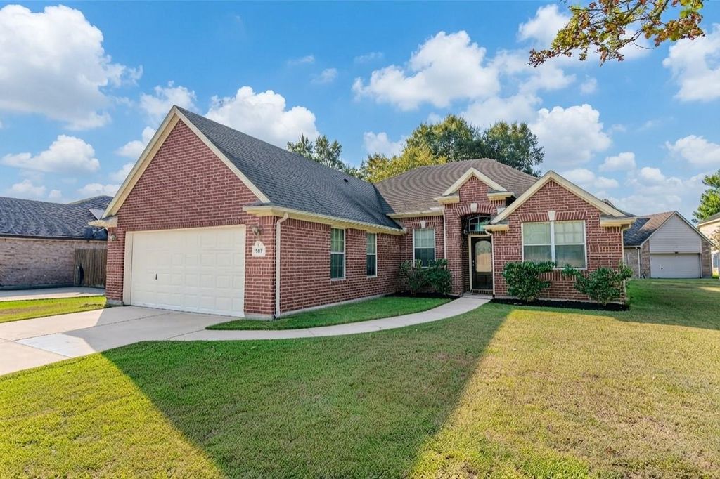 507 Harbor Mist Drive, Crosby, TX 77532