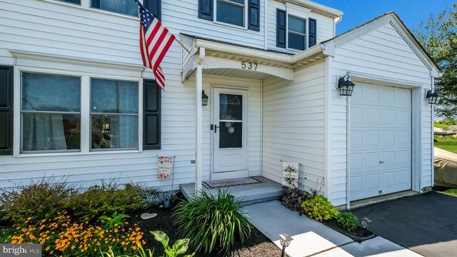 537 WHITFORD CIR, Telford, PA 18969