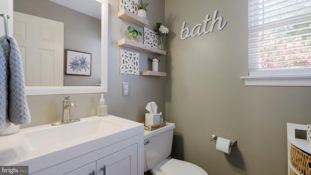 537 WHITFORD CIR, Telford, PA 18969