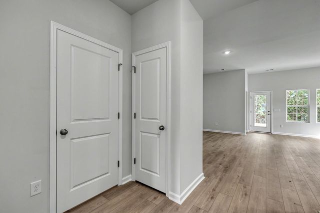 1137 Hainer Place Dr, Conway, SC 29526