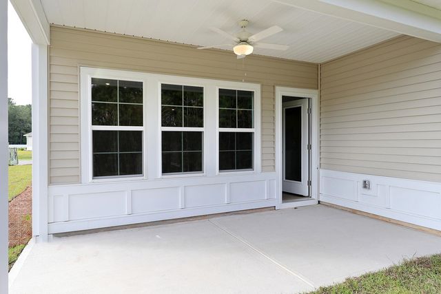 1137 Hainer Place Dr, Conway, SC 29526